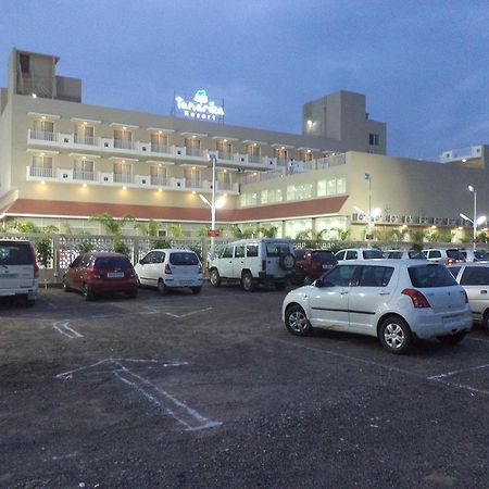 Tanarika Resort Bhusāwal Esterno foto