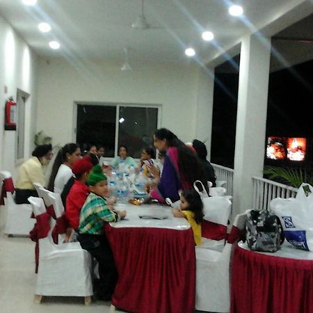 Tanarika Resort Bhusāwal Esterno foto
